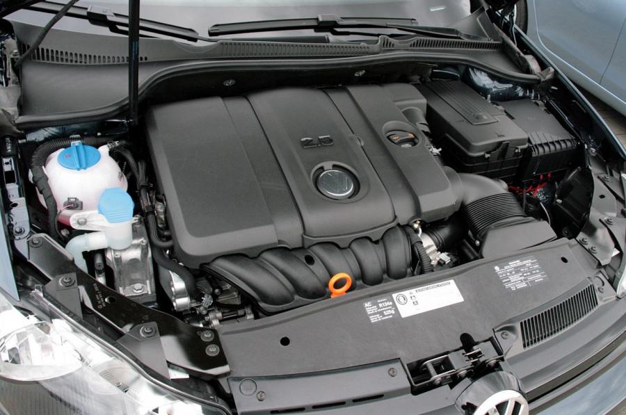  Volkswagen Golf 2010 года  (фото 11 из 36)